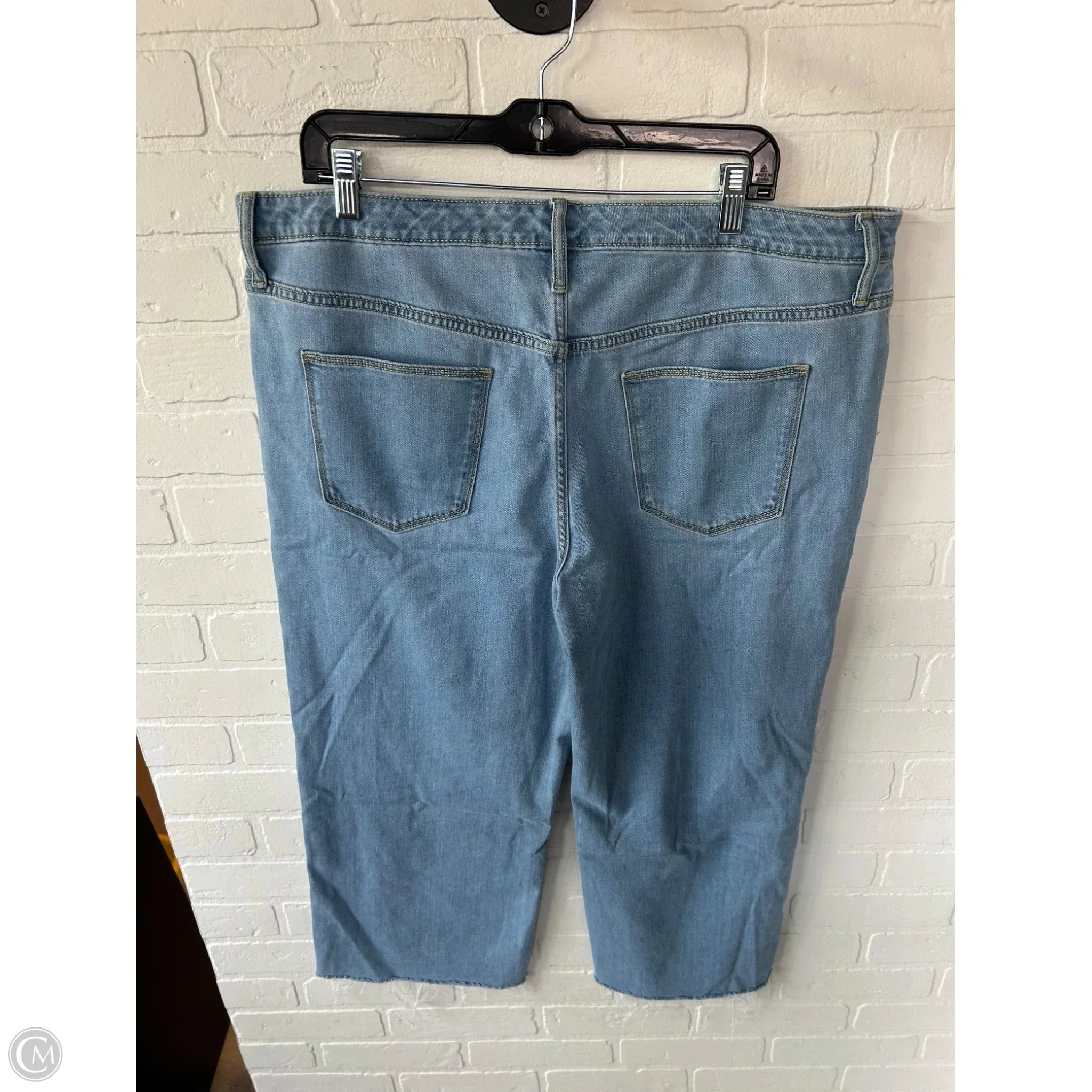 Jeans Straight By Universal Thread In Blue Denim. Size: 18